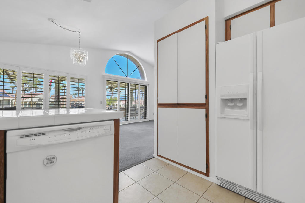 MLS #219137000DA image #14