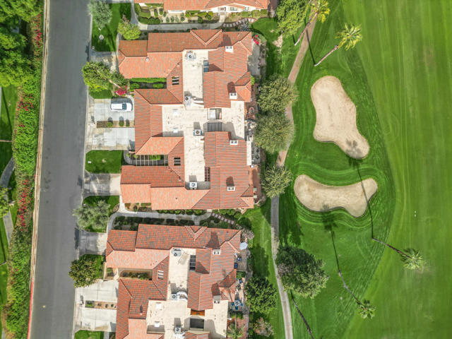 130 Don Miguel Circle, Palm Desert CA: https://media.crmls.org/mediaz/c38b1909-77d6-4a81-9da4-1c29956ce69a.jpg