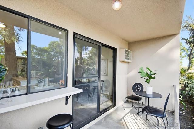 7858 Cowles Mountain Ct, San Diego CA: https://media.crmls.org/mediaz/c38b1ac4-424b-40ff-a69d-359785f56a11.jpg