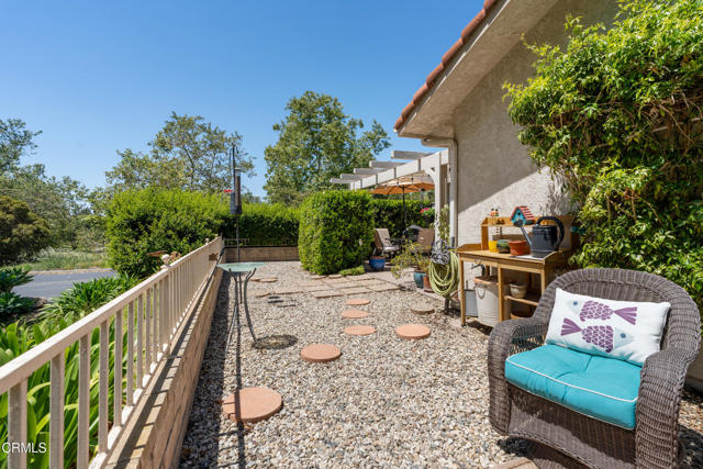 6378 Lada Avenue, Camarillo CA: https://media.crmls.org/mediaz/c38b7266-9e03-4638-90d9-7bc95b5b75f9.jpg