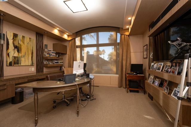 4478 Deer Ridge Rd, Danville CA: https://media.crmls.org/mediaz/c38beded-d82f-46c2-b7cc-c16f9c4f8ecf.jpg