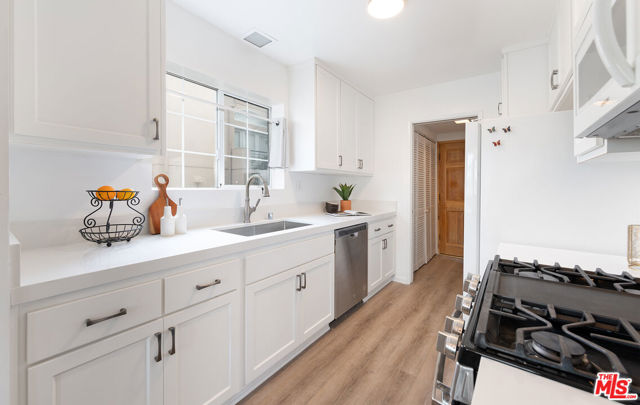 1014 4th Street, 4 photo 7