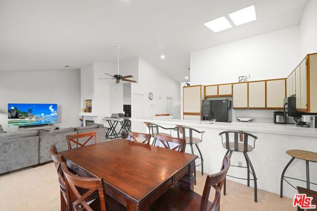 76645 Sheba Way, Palm Desert CA: https://media.crmls.org/mediaz/c38d169e-bc2a-4618-a25c-435269986b19.jpg
