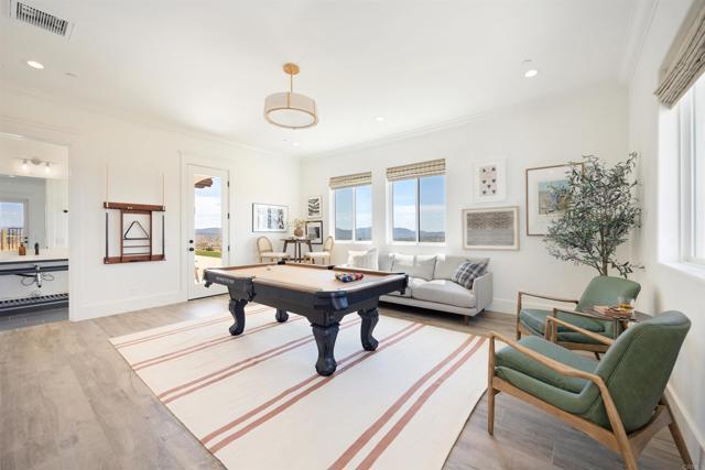 42144 Citrus Heights Road, Temecula CA: https://media.crmls.org/mediaz/c38e198c-6cc0-4774-aca2-3c0f0026ab50.jpg