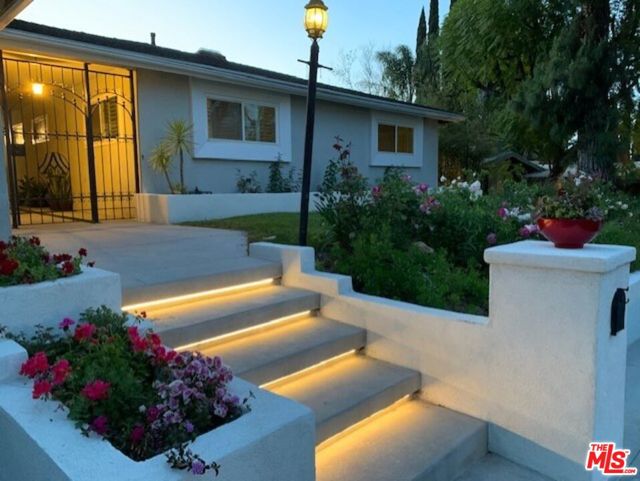 3449 SCADLOCK Lane photo 3