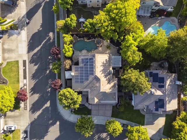 304 AVONDALE LANE, Livermore CA: https://media.crmls.org/mediaz/c38edc37-5ca0-4c01-ad2a-32052887f457.jpg