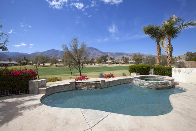81237 Red Rock Road, La Quinta CA: https://media.crmls.org/mediaz/c38ee10f-4396-4067-8667-27c27650da25.jpg