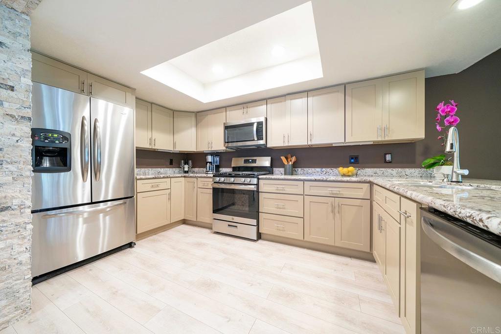 4016 Layang Layang Circle - photo 16