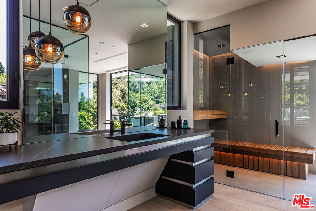 MLS #25520733 img 11