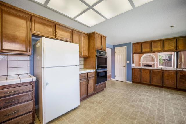 Kitchen and Breakfast Nook