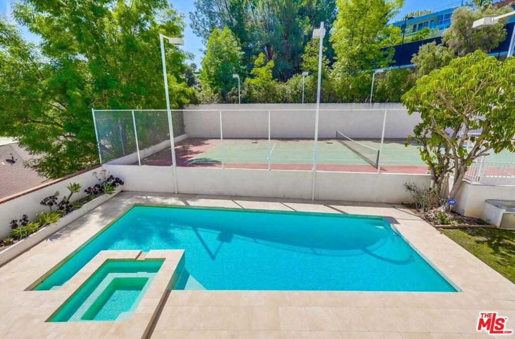 15656 Crownridge PlaceSherman Oaks img 25