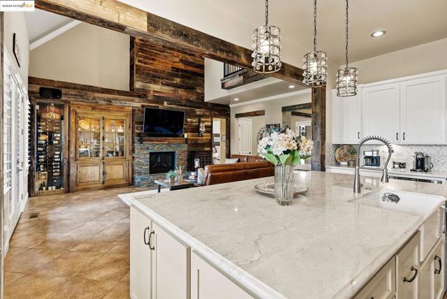 3501 Byer Road, Byron CA: https://media.crmls.org/mediaz/c393d60e-c7d4-40da-bd95-d1d1f03e89e3.jpg