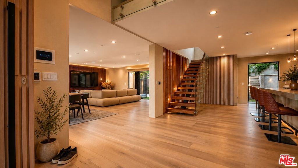 MLS #26844339 image #1