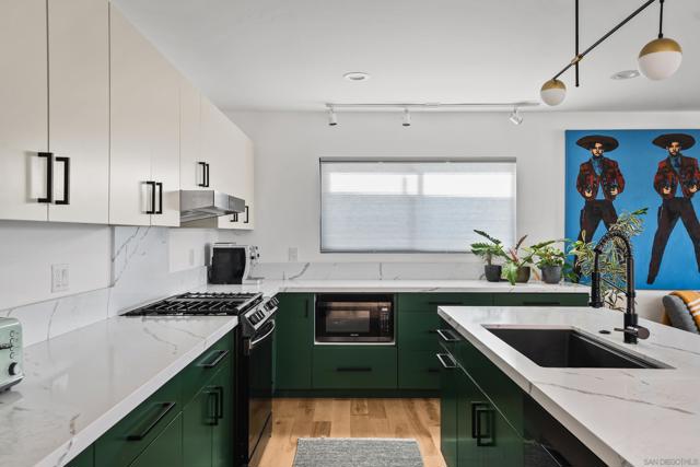 5511 Trinidad Way, San Diego CA: https://media.crmls.org/mediaz/c396f59c-74f1-4a24-9116-83106da64406.jpg