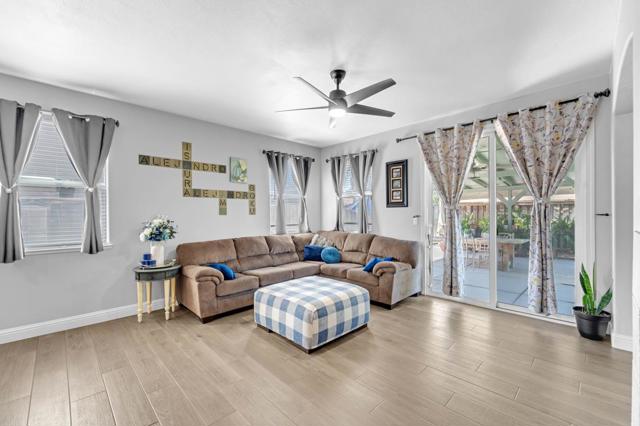 17753 Wheat Field Street, Lathrop CA: https://media.crmls.org/mediaz/c3994d8d-bd1c-4e4b-a1e5-0da591261758.jpg
