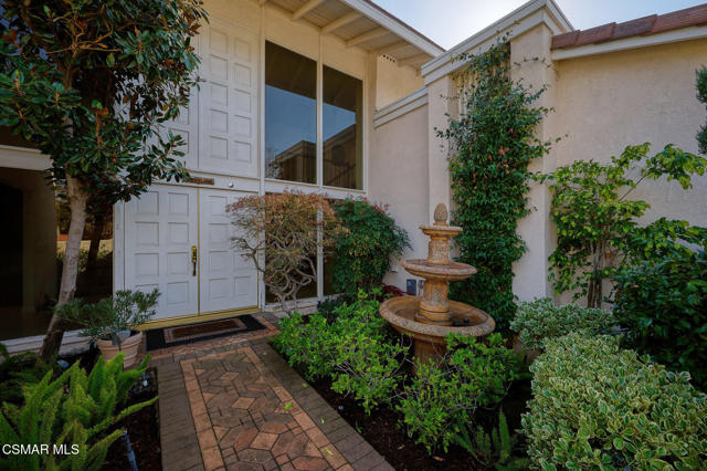 1568 Aspenwall Road, Westlake Village CA: https://media.crmls.org/mediaz/c39953c7-83ac-4cae-9df6-55b3d3e21912.jpg