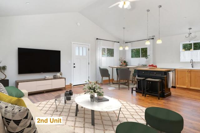 44 Pine Avenue, Mount Hermon CA: https://media.crmls.org/mediaz/c399dfc3-a802-4a83-8c97-3193814217c7.jpg