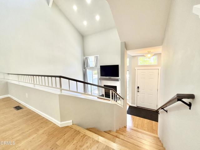 4987 Sullivan Street, Ventura CA: https://media.crmls.org/mediaz/c39c03dc-3722-4588-840e-48876369dae7.jpg