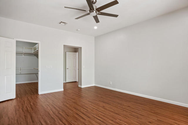 48211 Vista De Nopal, La Quinta CA: https://media.crmls.org/mediaz/c39cc7ca-b506-4ff5-a03e-29b123752680.jpg