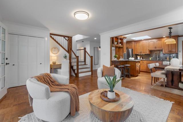 480 Alta Vista Drive, South San Francisco CA: https://media.crmls.org/mediaz/c39d276a-68a8-4a77-aeee-4dbdefd78b91.jpg