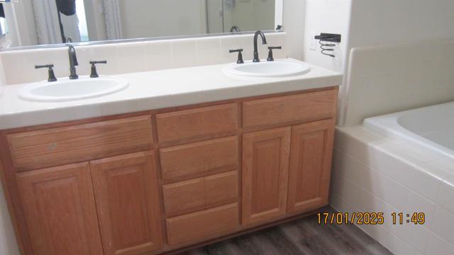 Image 14 of 26 For 4222 Clarinbridge Cir