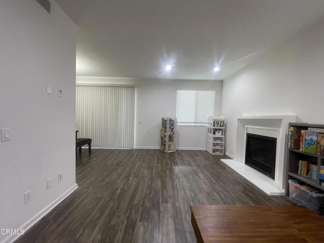 Detail Gallery Image 24 of 30 For 7937 N Keer Dr, Los Angeles,  CA 91335 - 5 Beds | 4 Baths