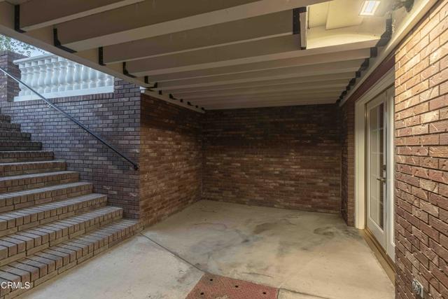 2300 Weybridge Drive, Bakersfield CA: https://media.crmls.org/mediaz/c39dc65c-dd6e-47da-853a-69583b04e031.jpg