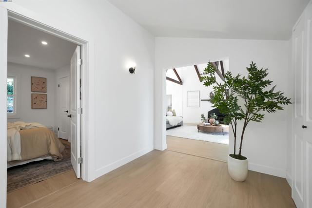 102 Castlewood Dr, Pleasanton CA: https://media.crmls.org/mediaz/c39e366f-6c91-45c2-a201-421454785ced.jpg