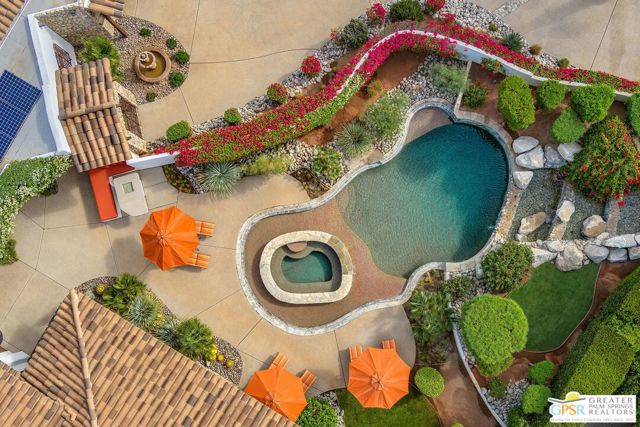 1360 E Tachevah Drive, Palm Springs CA: https://media.crmls.org/mediaz/c39eb2b4-b302-4875-a013-eb29877227b0.jpg