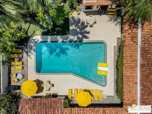 1011 E El Alameda, Palm Springs CA: https://media.crmls.org/mediaz/c39f1ced-4df2-4c88-bc20-aa59be7e44e7.jpg