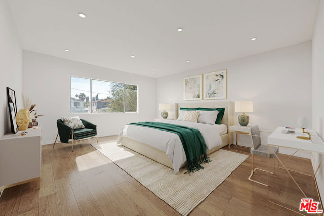 6257 Lindley Avenue, Tarzana CA: https://media.crmls.org/mediaz/c39f326c-cdc1-450c-8914-7cc7c09287ad.jpg