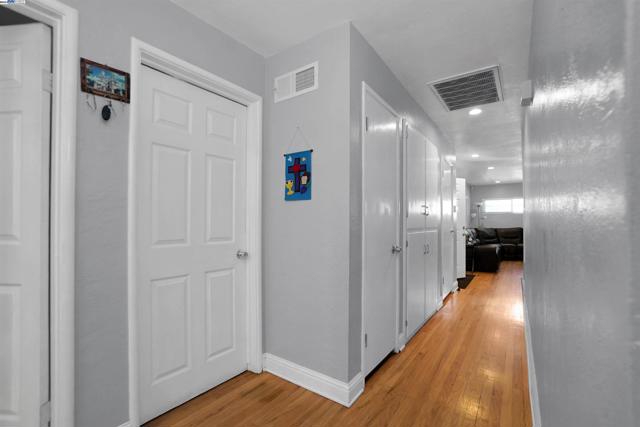 Image 15 of 23 For 2946 Christina Ave