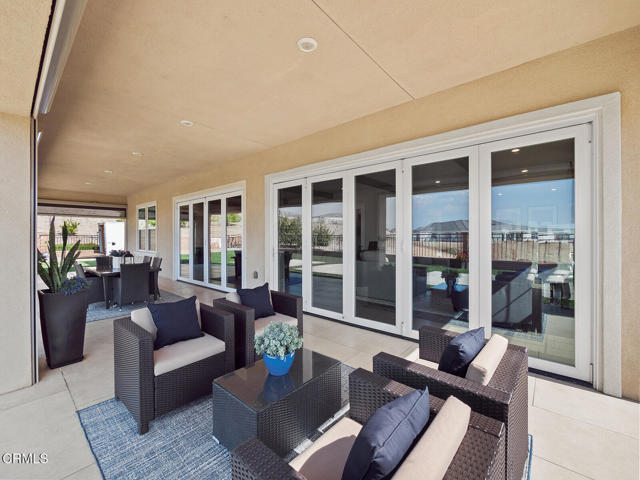 Detail Gallery Image 16 of 68 For 16094 Mariposa Ave, Riverside,  CA 92504 - 5 Beds | 4 Baths