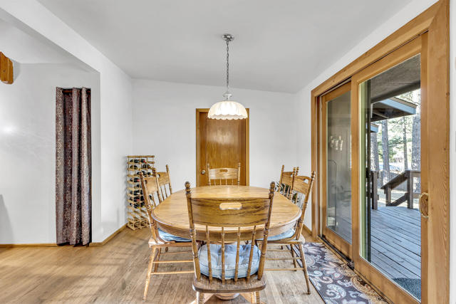 53340 Idyllbrook Drive, Idyllwild CA: https://media.crmls.org/mediaz/c3a08953-1490-4055-ae45-dd7b6e3df254.jpg