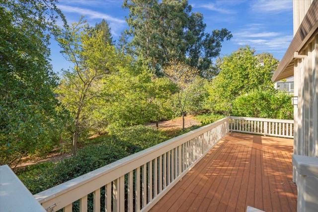 1360 Trinity Drive, Menlo Park CA: https://media.crmls.org/mediaz/c3a0b88a-d28b-4dc2-b9ff-5b2d8817f5ec.jpg