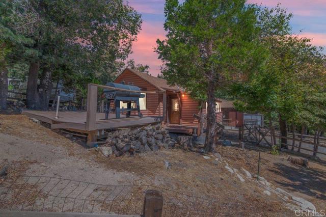 Detail Gallery Image 4 of 63 For 1211 Bridal Path, Rimforest,  CA 92378 - 2 Beds | 1 Baths