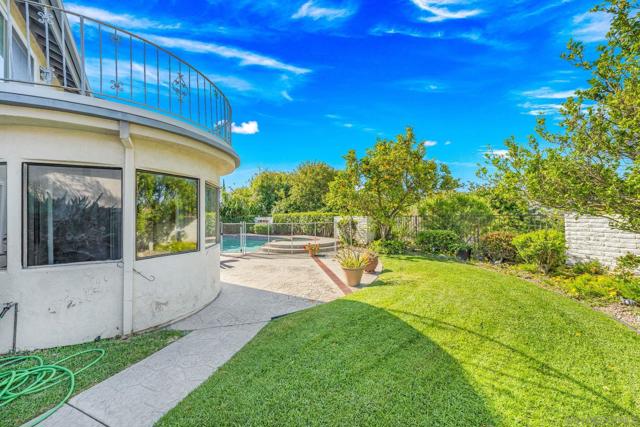 12417 Shropshire Lane, San Diego CA: https://media.crmls.org/mediaz/c3a2acaa-fd36-49f1-8e3c-e533f1741c97.jpg