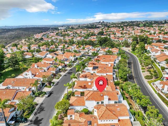4125 PINDAR Way, Oceanside CA: https://media.crmls.org/mediaz/c3a434b6-5470-420a-901b-d29a9fde983c.jpg