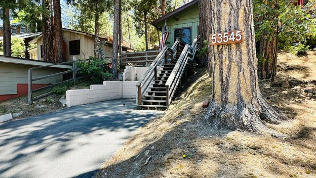 53545 Tollgate, Idyllwild CA: https://media.crmls.org/mediaz/c3a4ed3c-141f-487b-add0-2e30a34ed010.jpg