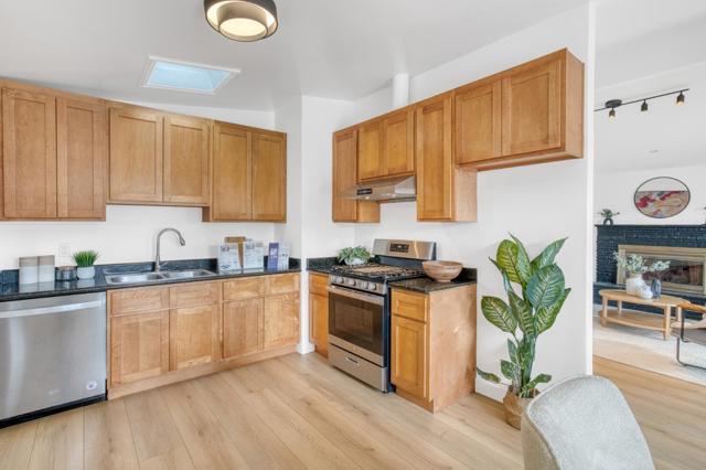 2035 Jackson Street, Santa Clara CA: https://media.crmls.org/mediaz/c3a57628-06e9-4163-8179-bce0a6bbc9b3.jpg