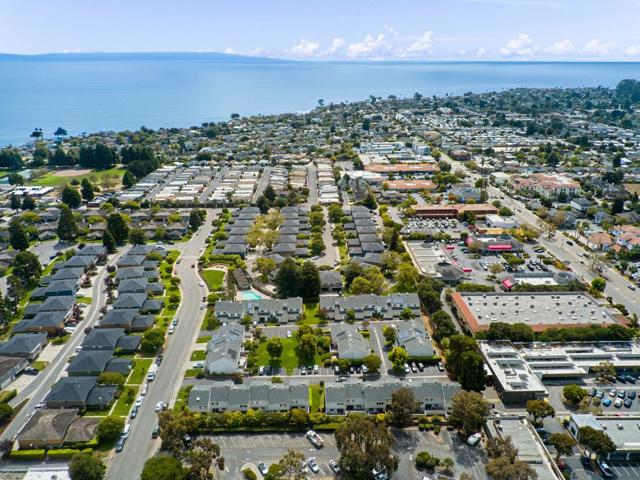 1505 42nd Avenue, Capitola CA: https://media.crmls.org/mediaz/c3a593d1-cde0-42b7-ae46-0bfd983e83f6.jpg