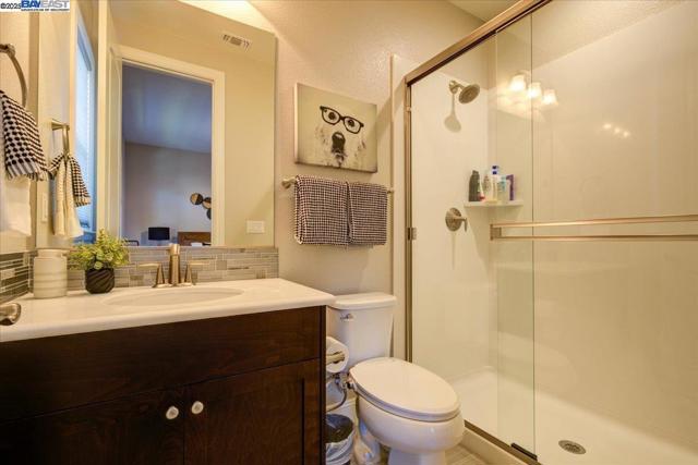 2092 Drysdale St, Danville CA: https://media.crmls.org/mediaz/c3a5a3ed-f8eb-42e2-bae8-d470ce4dfeb5.jpg