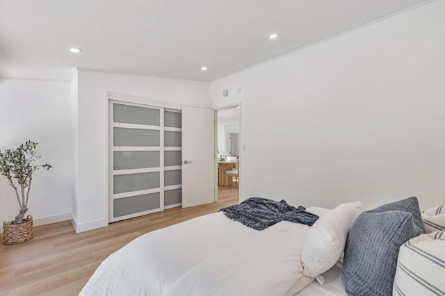 271 Woodhams Road, Santa Clara CA: https://media.crmls.org/mediaz/c3a60fa8-cf60-464c-9c95-daaa489f8d46.jpg