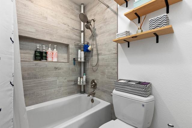 Detail Gallery Image 37 of 48 For 3580 Seahorn Cir, San Diego,  CA 92130 - 2 Beds | 2 Baths