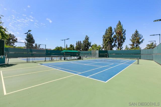 12894 Corte Arauco, San Diego CA: https://media.crmls.org/mediaz/c3a67b36-46cc-4ab7-b074-ce36a74b8d74.jpg