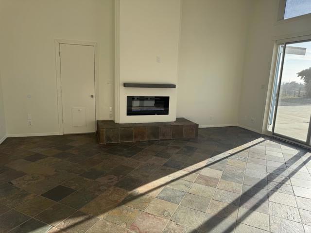 Detail Gallery Image 5 of 23 For 901 San Juan Pl, Oceanside,  CA 92058 - 4 Beds | 2 Baths