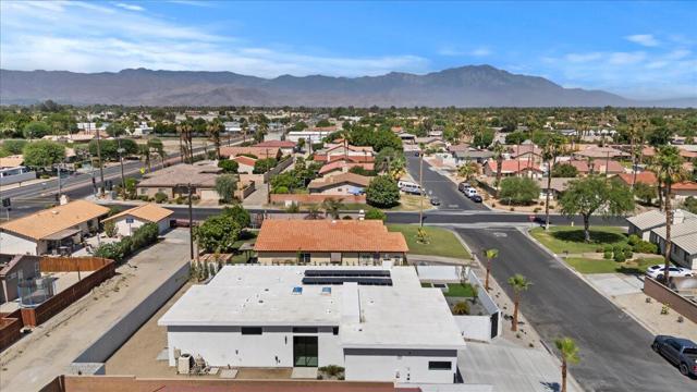 78525 Orcabessa Drive, Bermuda Dunes CA: https://media.crmls.org/mediaz/c3ace703-4818-4f76-b4a2-52189280d43d.jpg