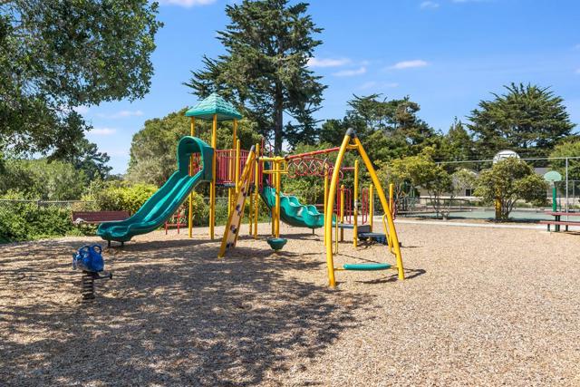 313 Vista Drive, Watsonville CA: https://media.crmls.org/mediaz/c3ad00a0-c983-4a96-8132-0824cd76d094.jpg