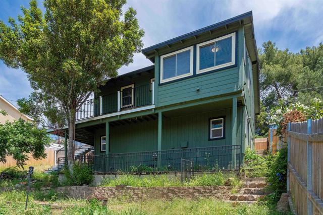 147 Mildred Way, El Cajon CA: https://media.crmls.org/mediaz/c3adf8b5-e8f8-488d-bb5d-a72869fb23e9.jpg