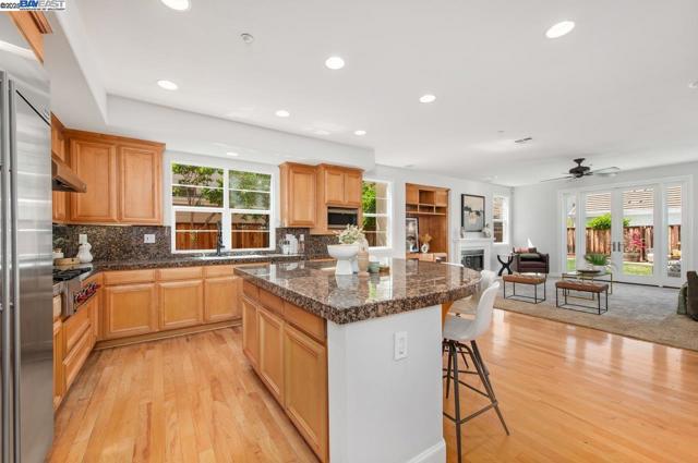 5640 Carnegie Way, Livermore CA: https://media.crmls.org/mediaz/c3ae8ced-1663-4c5c-bba4-5649d8a50828.jpg